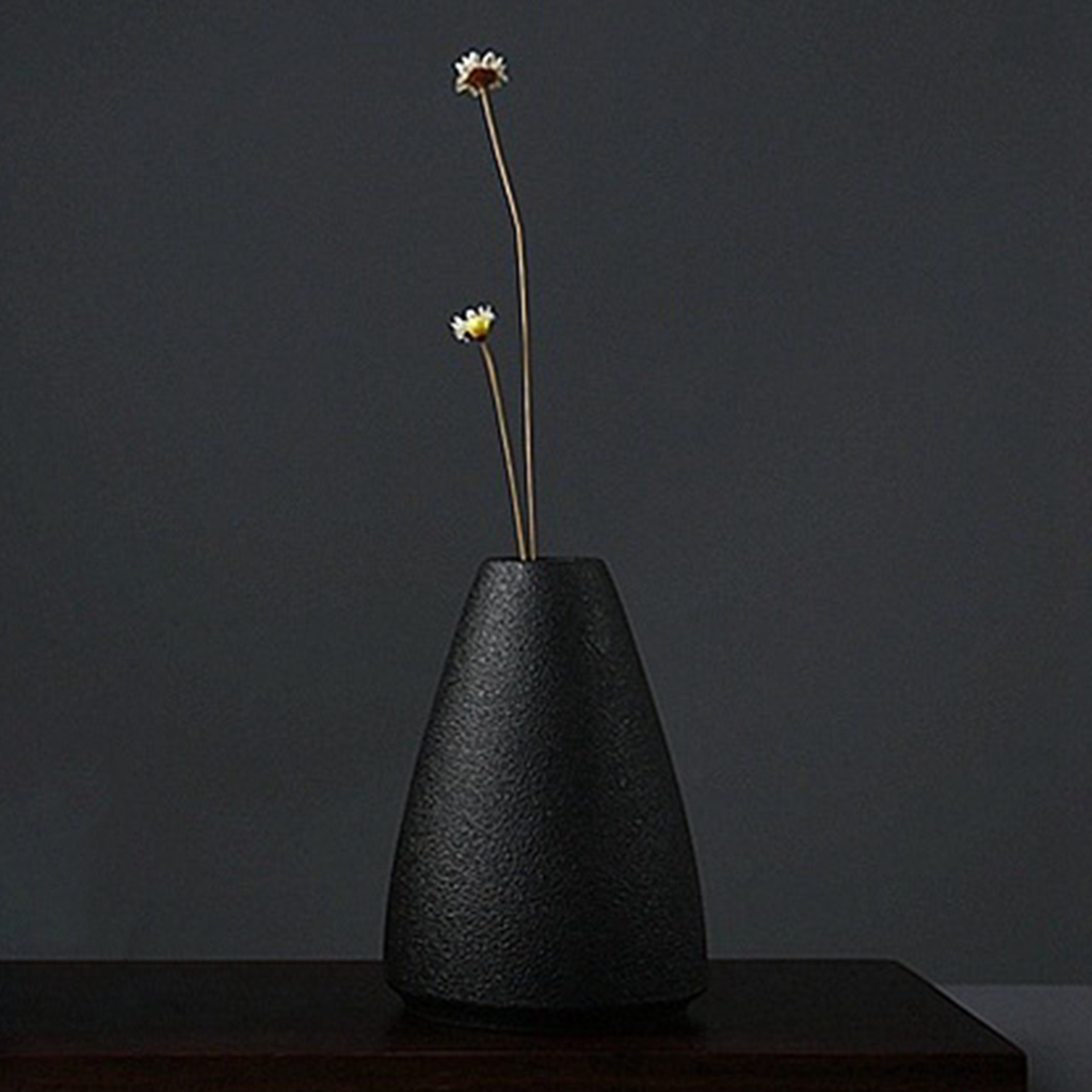 Black Ceramic Vase Modern Flower Vase Pottery Desktop Decorative Planter Pot for Home Garden Decoration