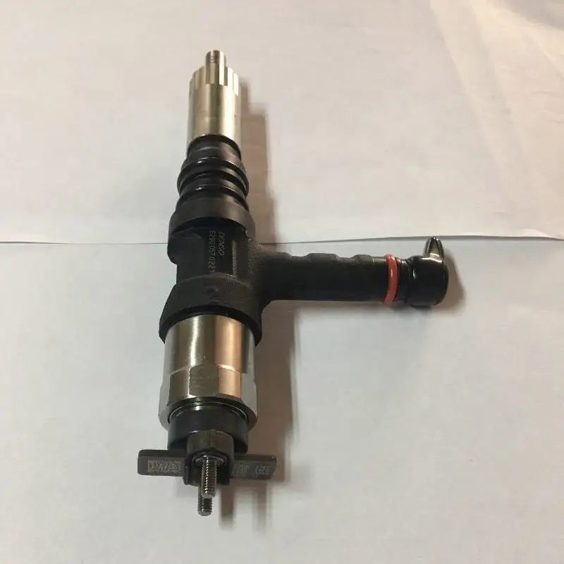  PC1250-8 Common Rail Injector Nozzle 6245-11-3100 095000-6290 6D170 Fuel Injector 095000-6290 6245-11-3100