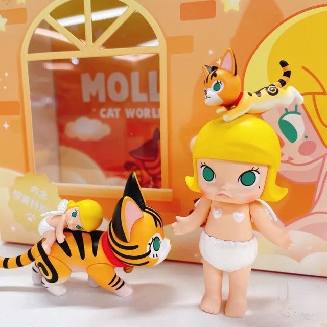 Cat World Action Figure | Doll Art Toy Ornament | Pop Mart Molly Cat