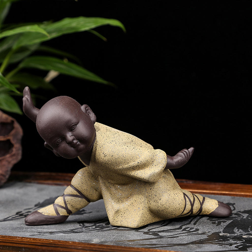 Small Monk Statue Chinese Kungfu Fingurines Home Office Desktop Sculpture Abstract Art Craft Decoration Gift