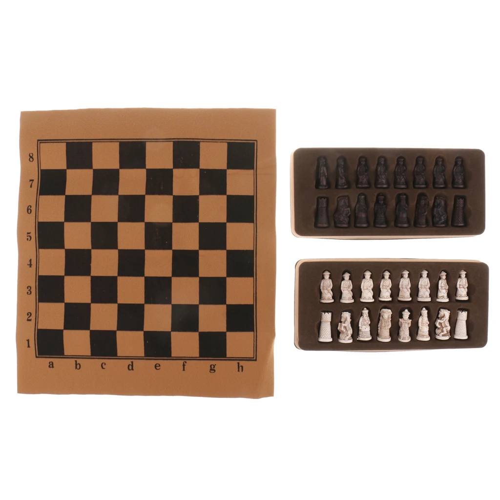 Chinese Ancient Figures Chess Pieces Chess Game with Foldable Chess Board