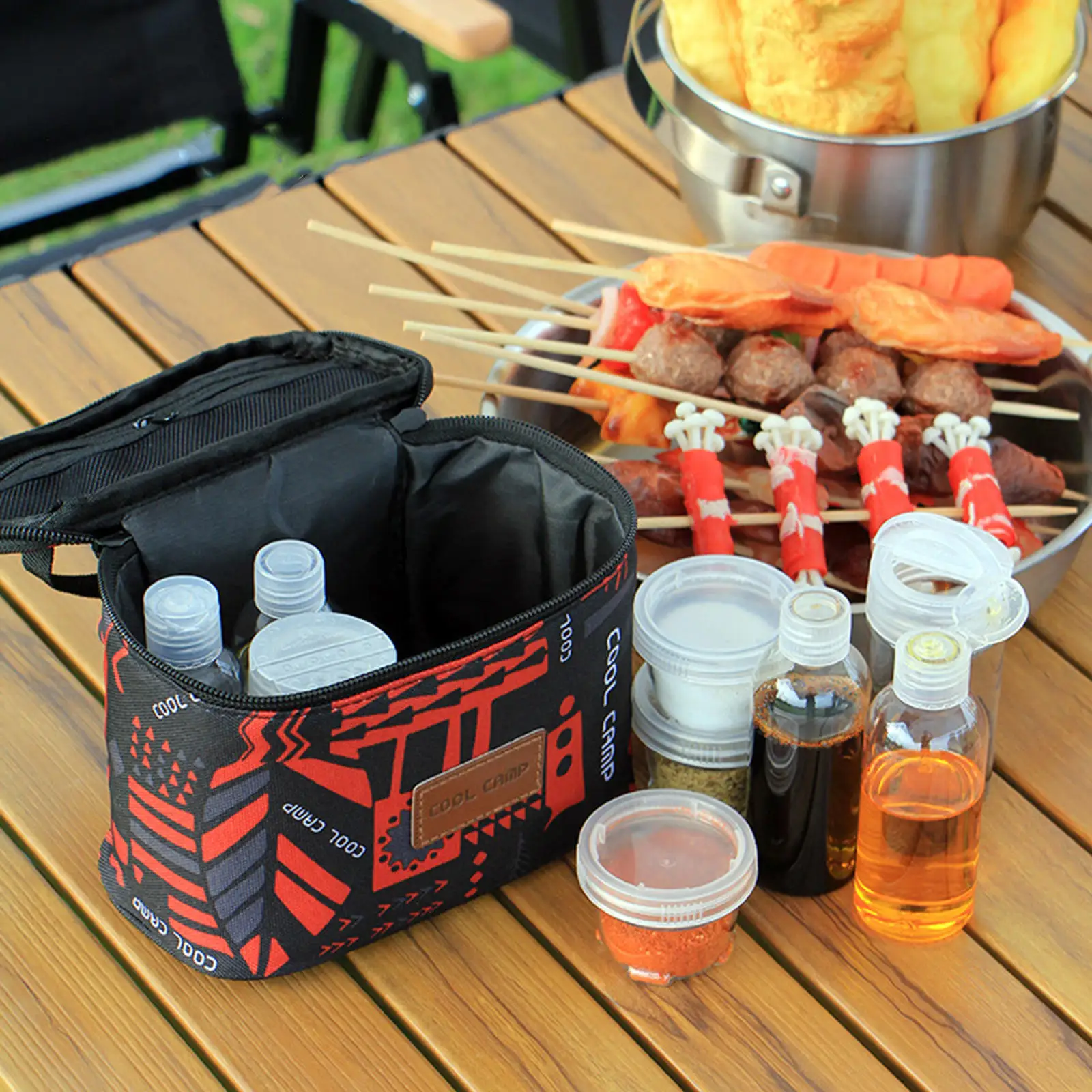 Spice Sauce Condiment Bottles Pepper Seasoning Pot For BBQ Camping Outdoor Salt Pepper Jar Herb Spice Container