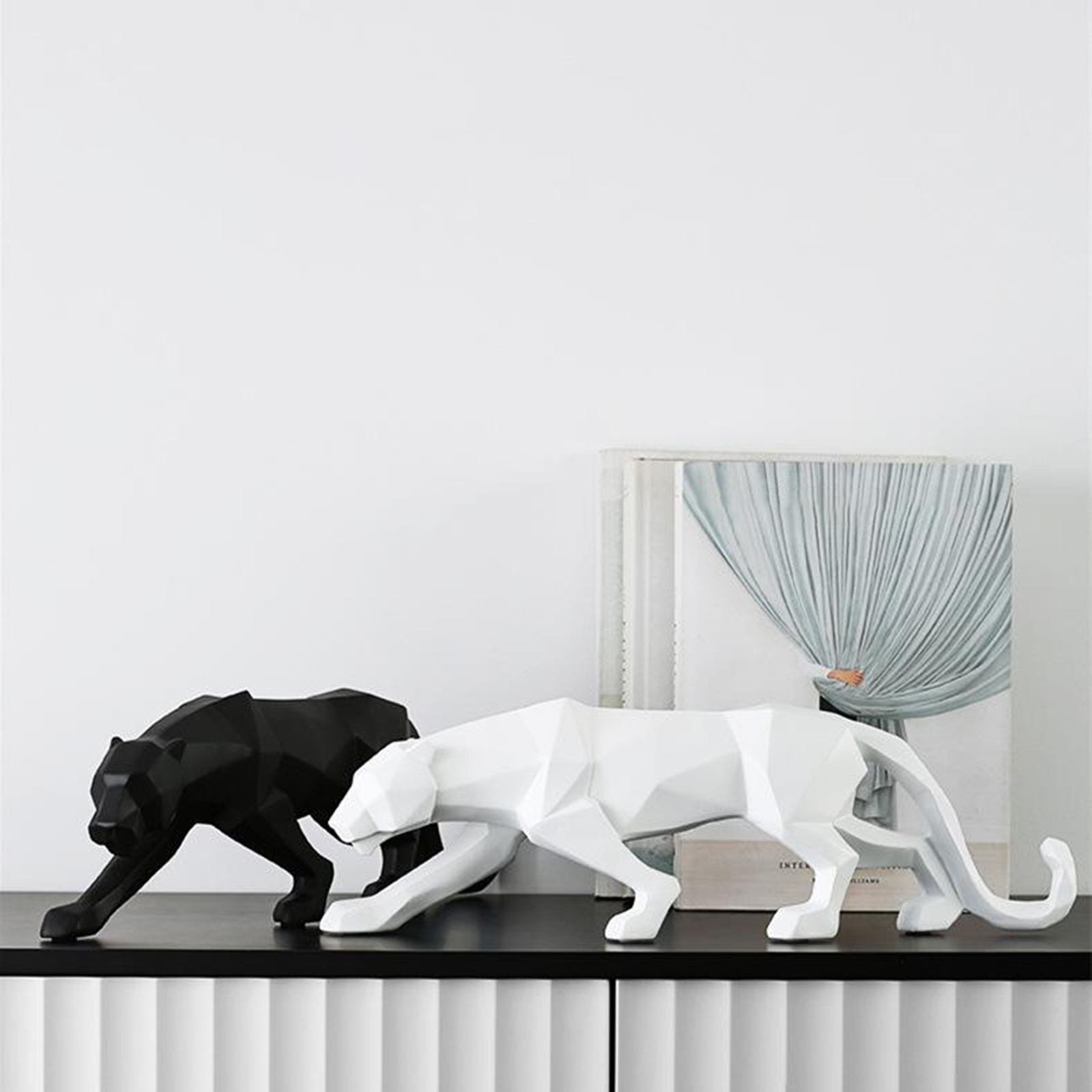 Modern Leopard Sculptures, Panther Collectible Figures, Resin Animal Statues, Wildlife Desk Decor, Office
