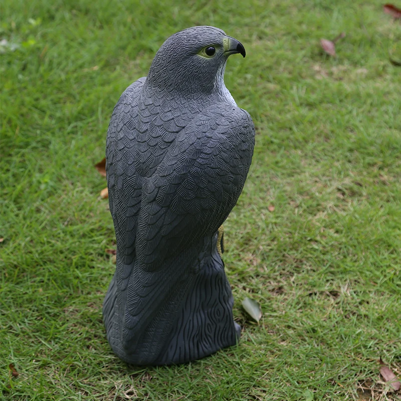 Realistic Falcon Scare Cat Scarer Rabbit Bird Repeller Cat Prowler Owl Fake Scarecrow Decoy Pest Control