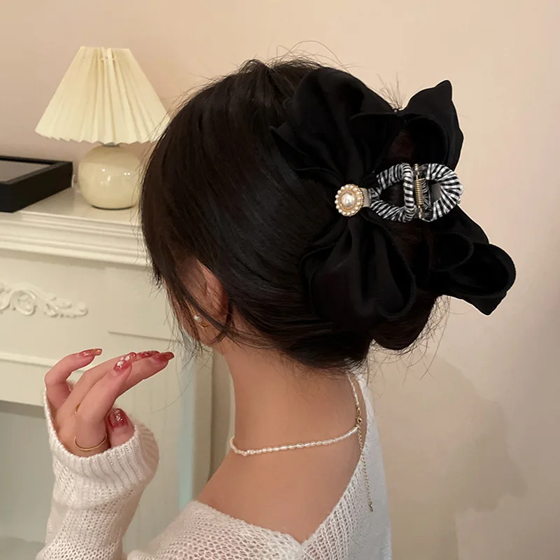 bow hair clip Ribbon Bow Pearl Hair Claw Clips Fashion Cute Hair Clip for Women Grils Hairpins Clamps Crab Barrettes Hair Accessories Gifts Women's Hair Accessories
