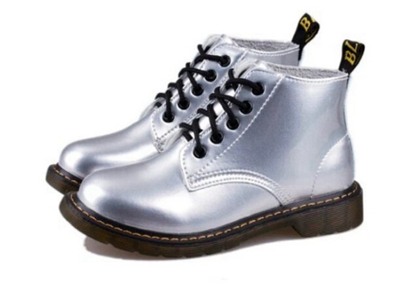 Retrod saapad paeltega | kujundav pilt e-kaubamaja pildikogust