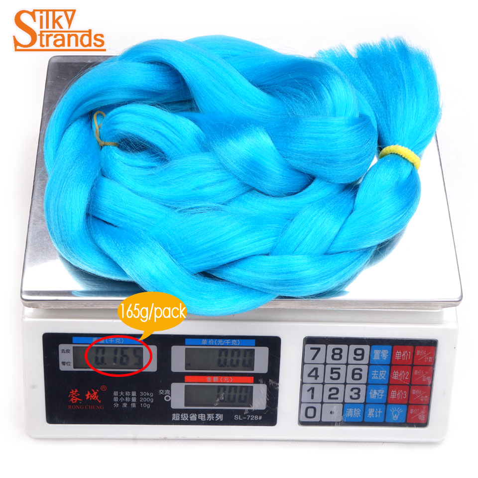 helesinised sünteetilised juuksepikendused kaalul