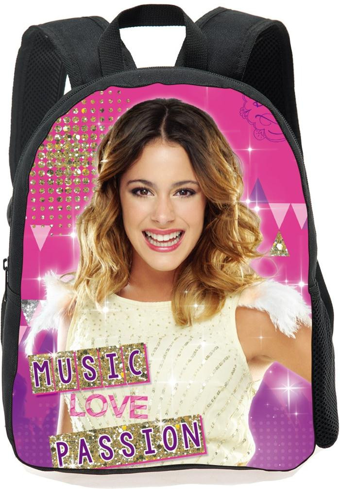 väike seljakott lastele, millel on rõõmsameelne tüdruk roosal taustal ja sõnad 'music love passion'