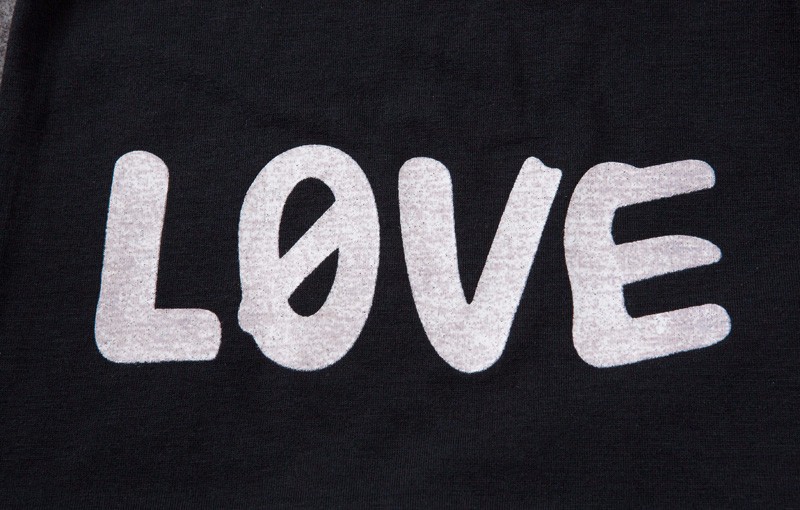 Komplekt T-särgist ja pükstest | kujundav pilt e-kaubamaja pildikogust