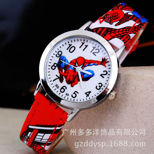 laste käekell ämblikmehe pildiga punasel rihmal