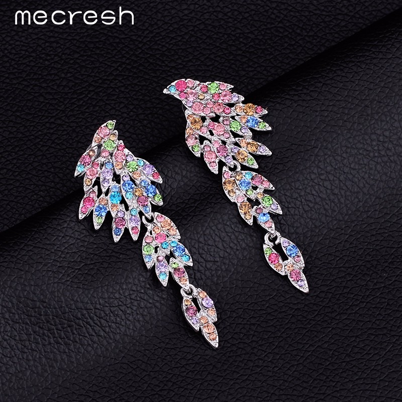 Uhked ja pidulikud kõrvarõngad | kujundav pilt e-kaubamaja pildikogust