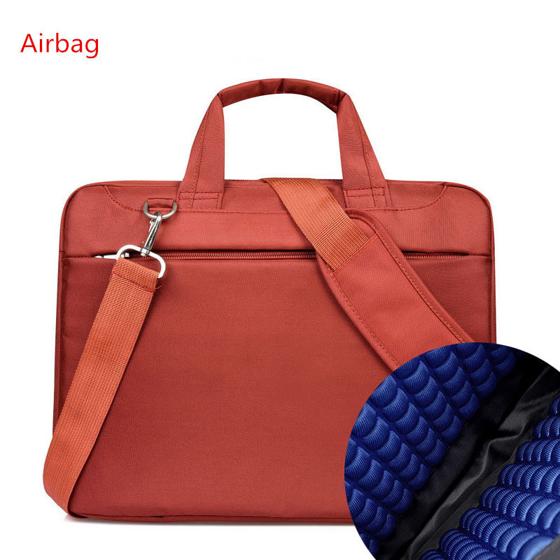 Lihtsad sülearvutikotid kahe sangaga | kujundav pilt e-kaubamaja pildikogust