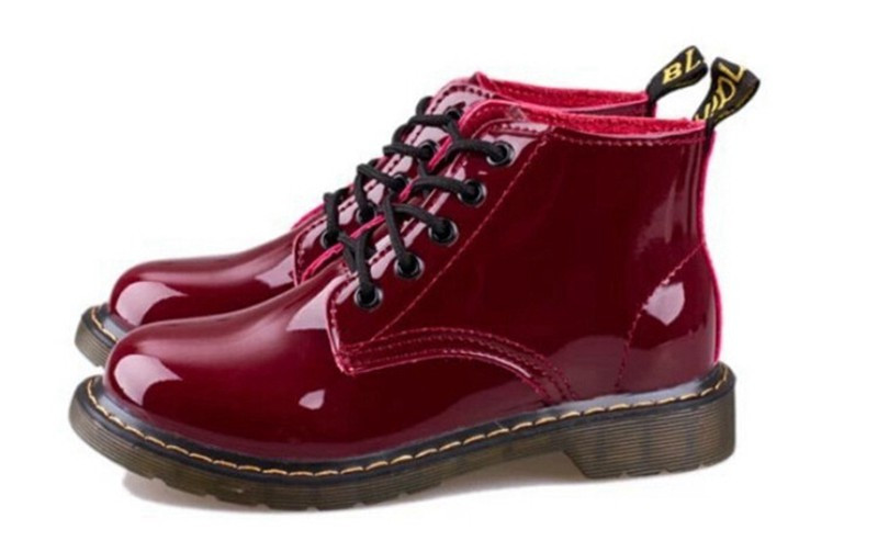 Retrod saapad paeltega | kujundav pilt e-kaubamaja pildikogust