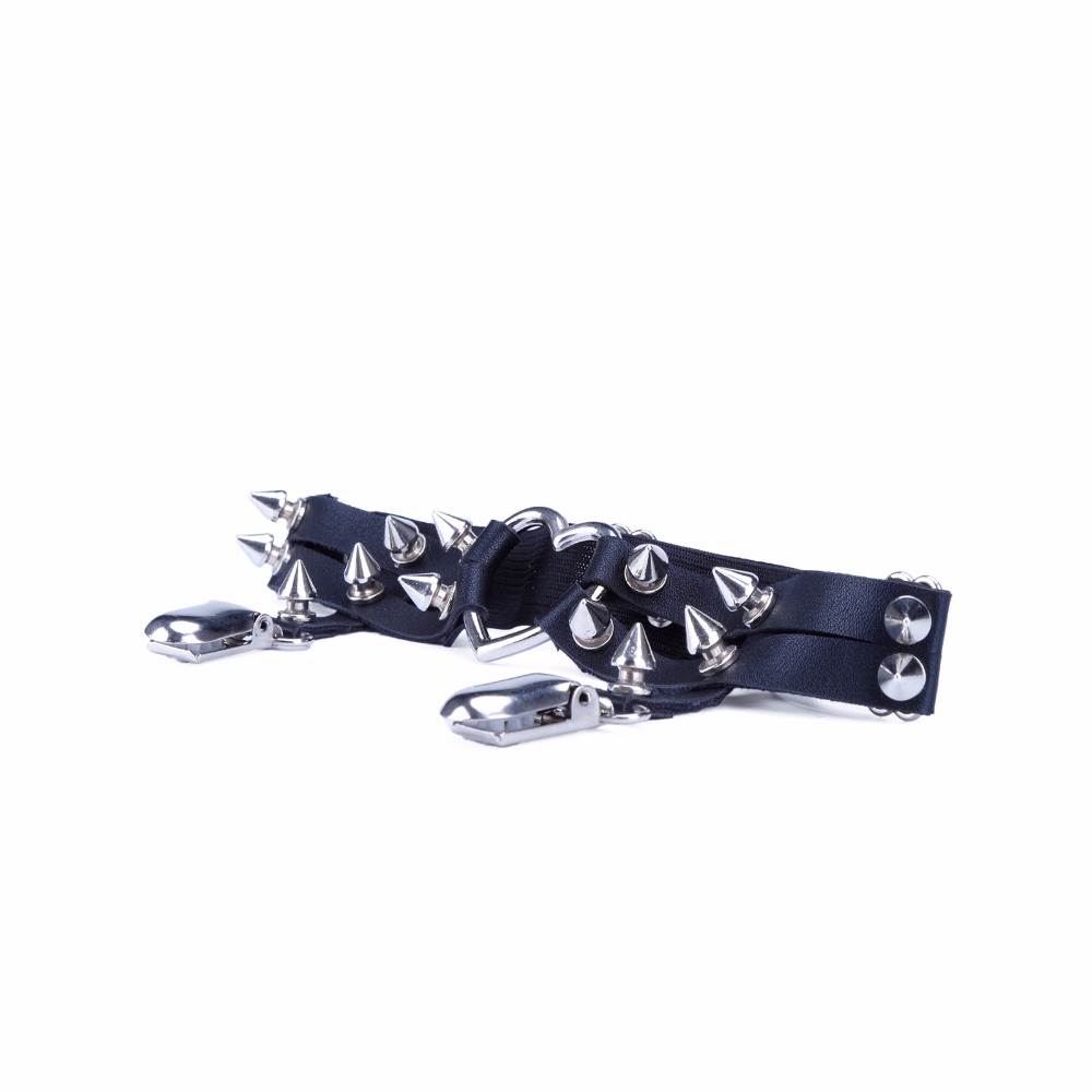 must sukahoidja metallist ogade ja klambritega