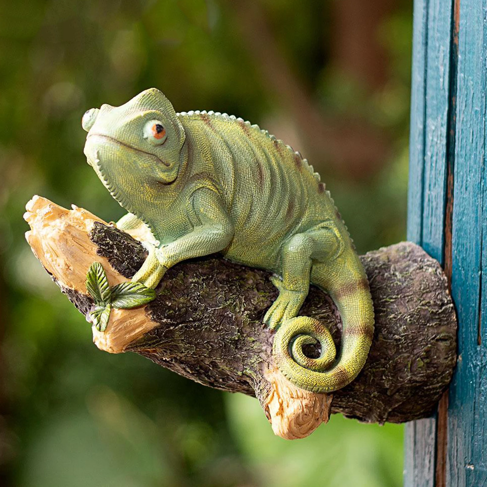 Realistic Chameleon Lizard Sculpture Resin Figurine Garden Decor Home Office Ornament Wall Hanging