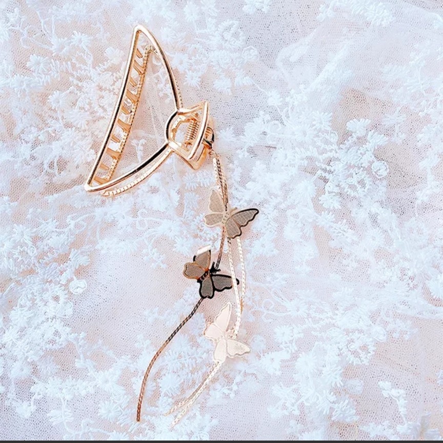 Bilandi 2021 New Metal Hair Claw Clips With Chain Tassel Glass Beads Butterfly Bow Dangle Hair Clips For Women Hair Accessories Bilandi 2021 New Metal Hair Claw Clips With Chain Tassel Glass Beads Butterfly Bow Dangle Hair Clips For Women Hair Accessories