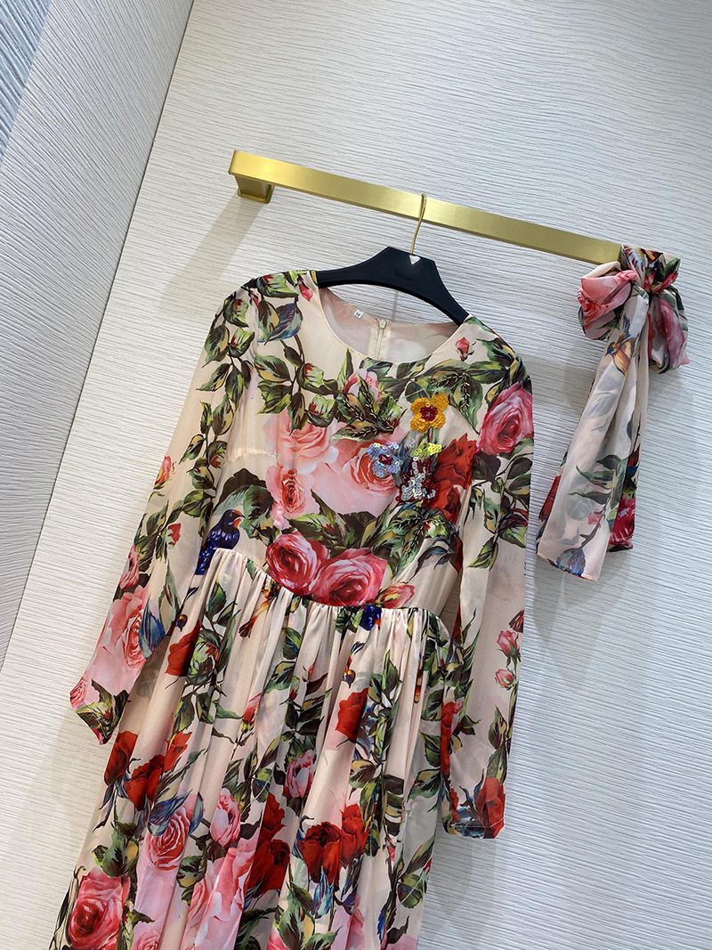 Primavera e Verão Frisado em Torno do Pescoço Alta Qualidade Nova Passarela Feminina Rosa Flor Impressão Cinto Manga Longa Férias Elegante Vestido 8 feminina rosa flor impressão frisado em torno
