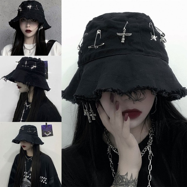 Halloween Bucket Hat, Gothic Streetwear, Pastel Goth Summer Hat, Beach Accessory with Linen Feel, Reversible & Unisex - Spider - L/XL / Horror Grey