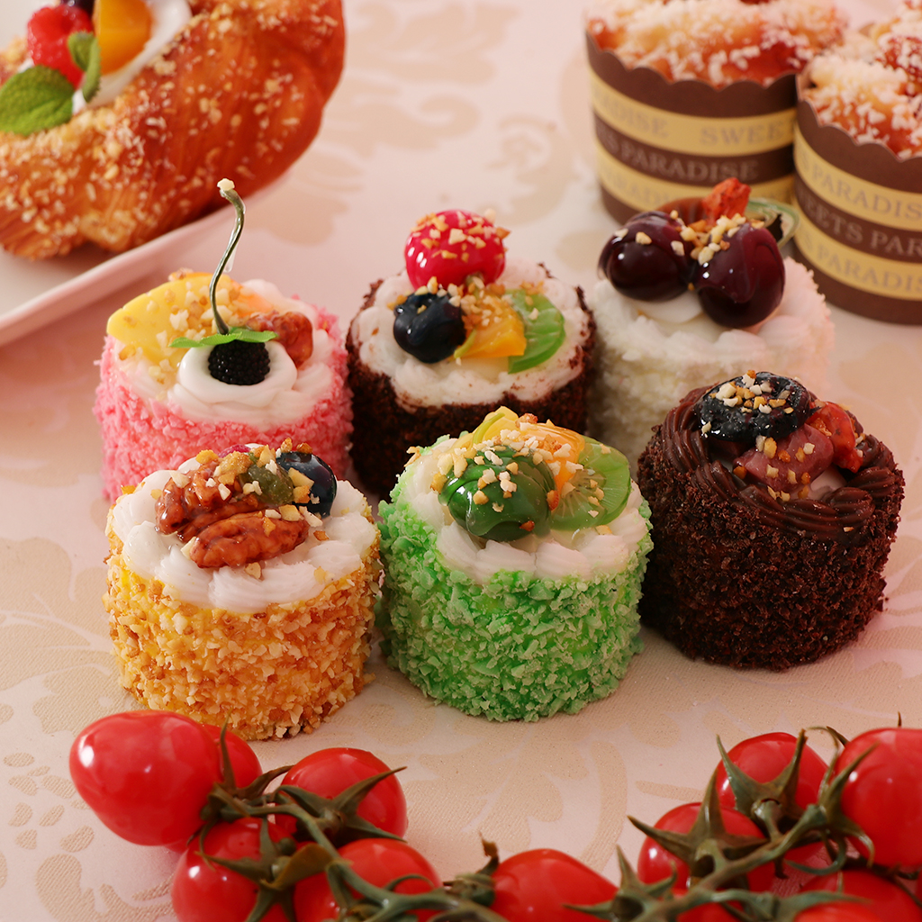 6Pcs Artificial Mixed Sprinkle Cake PU Material Simulation Food Faux Cupcake Dessert Photography Props
