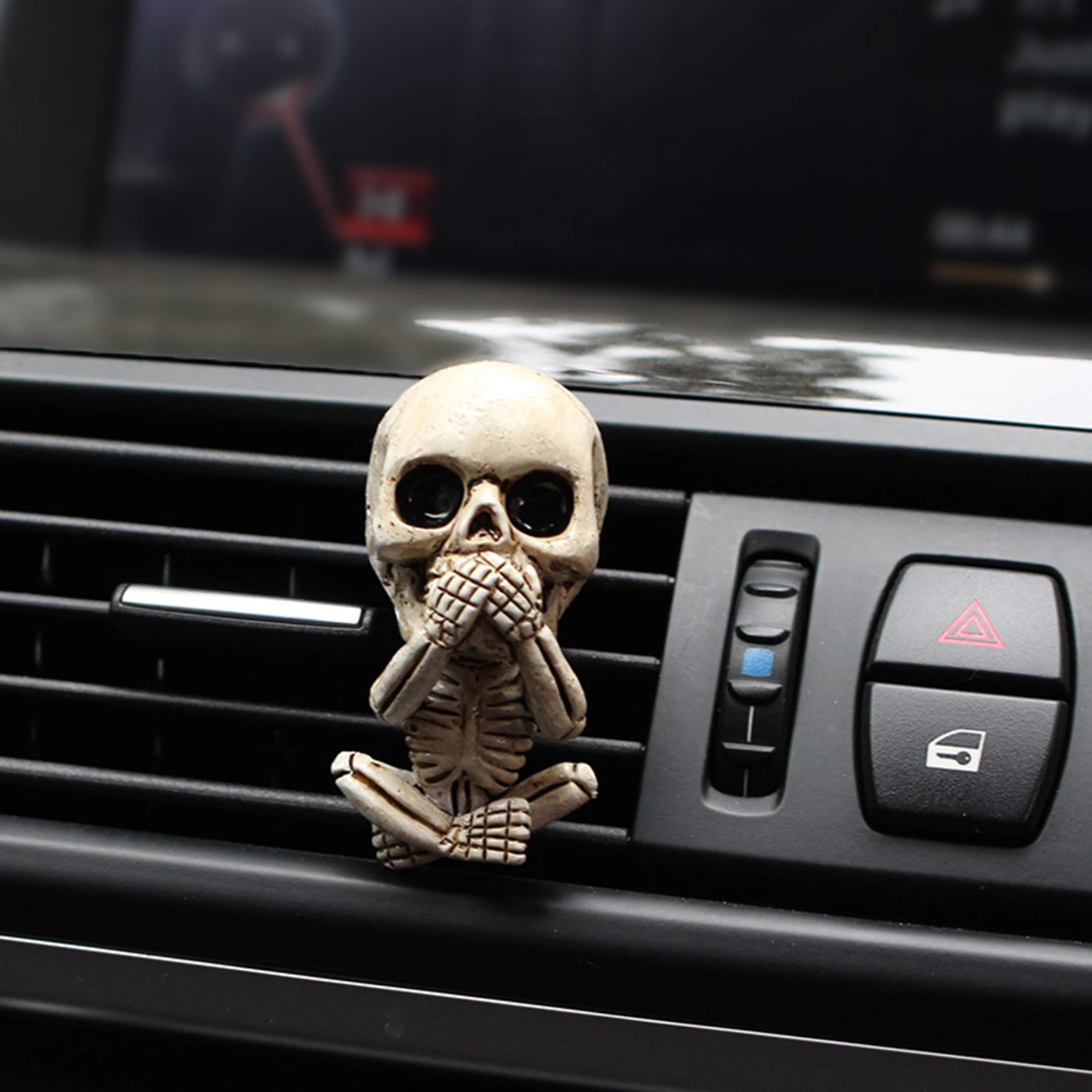 Resin Skeleton Skull Statue Figurine Car Air Vent Mount with Fragrance Pads