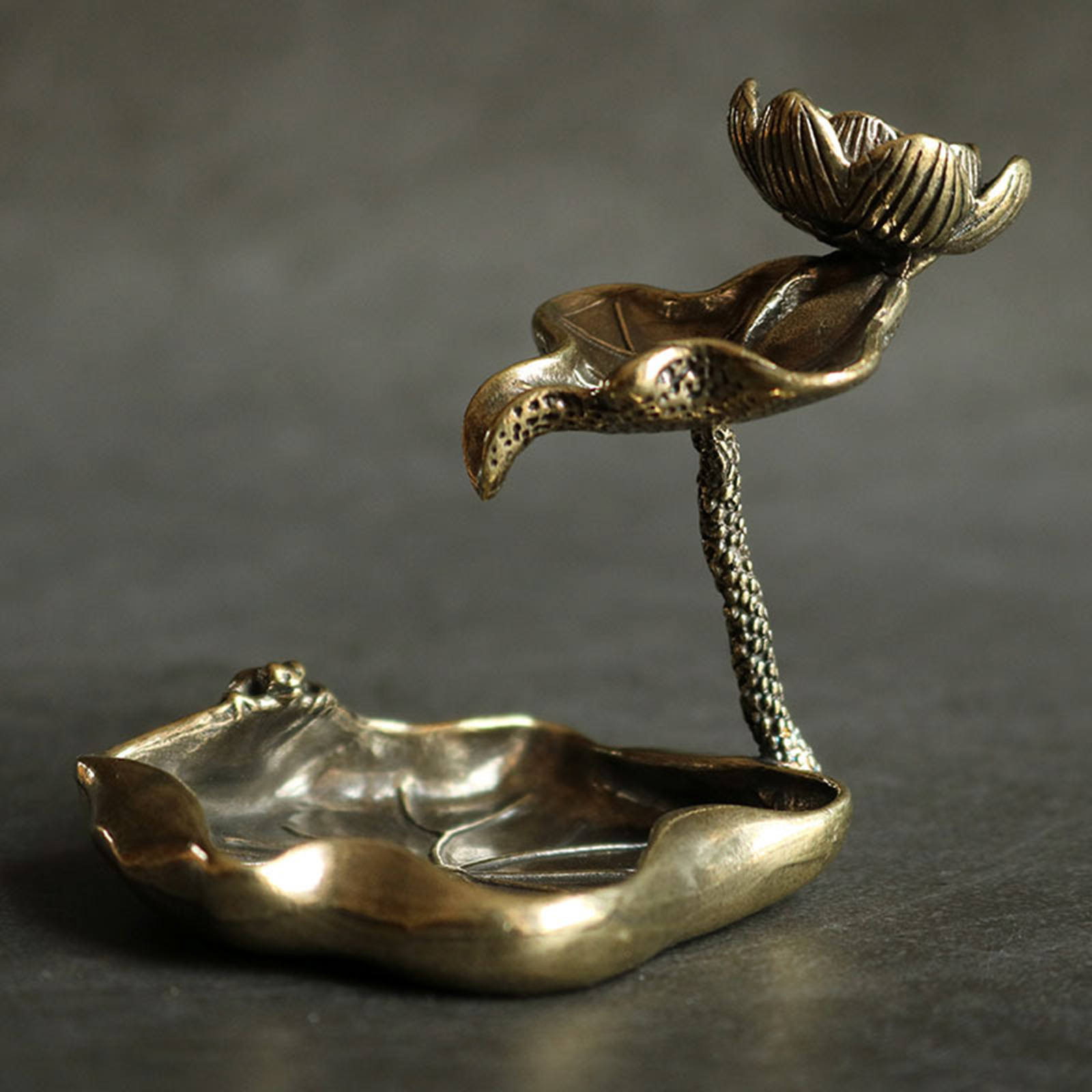1 Piece Incense Holder Copper Decor Frog Aromatherapy Antique Censer Mini Burner Pond Lotus Leaf Reflux for Yoga Office Home