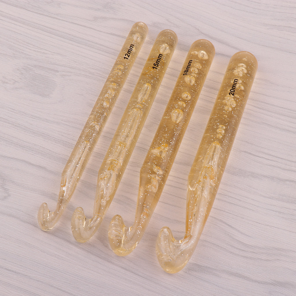 4 Sizes Large Chunky Crochet Hooks Needle Knitting Needle Weaving Tools for Beginners, Assorted Size 12mm 15mm 18mm 20mm