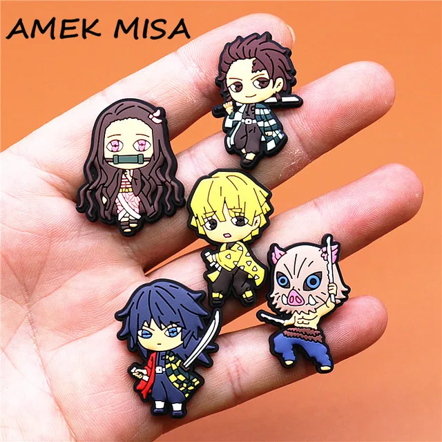 Japan Attack on Titan PVC Shoe Charms Decorations Guard Rose Wings of  Liberty Shoe Buckle Accessories Sword of Crusade Croc Jibz