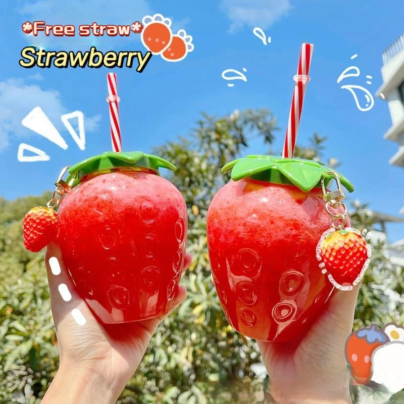 Kawaii Strawberry Plastic Cup (500ml)