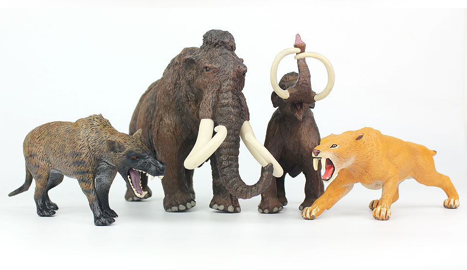 Ice Age Mammoth Small Mammoth Animal Model Saber-toothed Tiger Solid ...