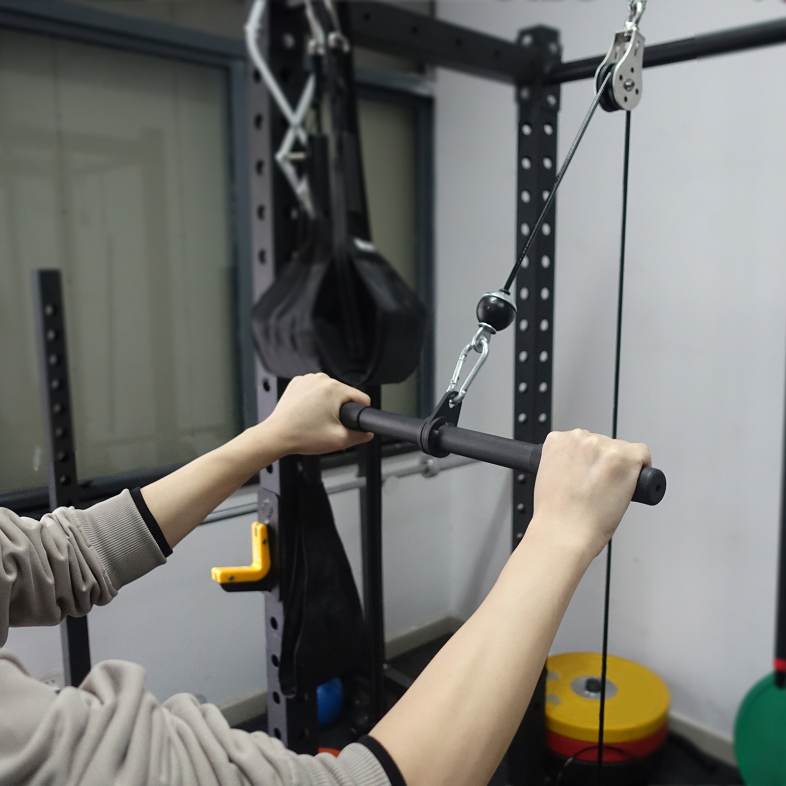 Revolving Straight Bar LAT High Pull Down Bar Cable Anti-Slip Attachment Strength Training Equipment For Gym Rowing Rod