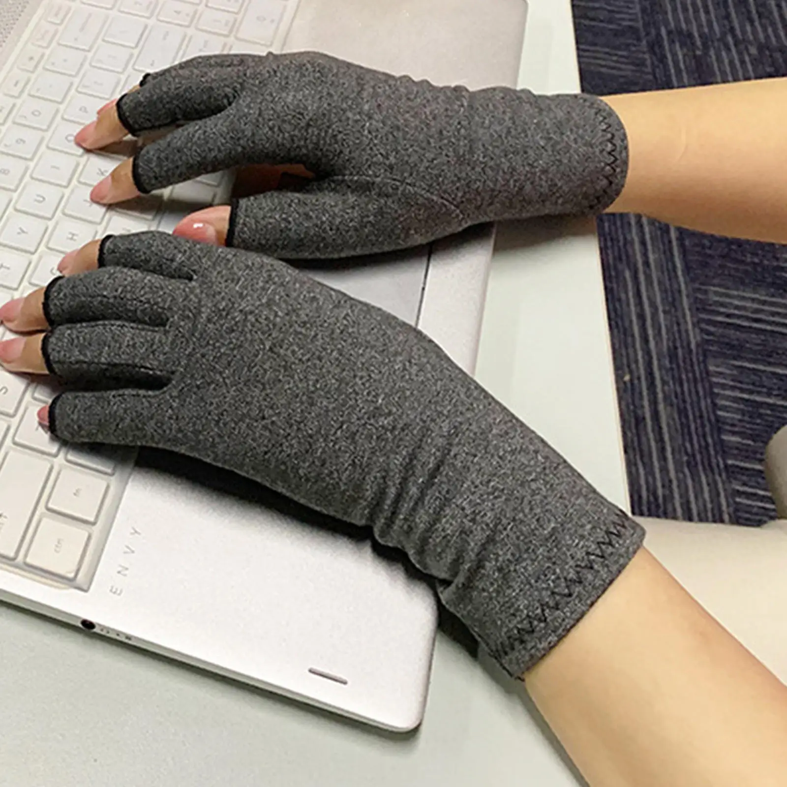 Fingerless Arthritis Compression Gloves Half Finger Support Arthritis Gloves for Fitness Cycling Training Women and Men