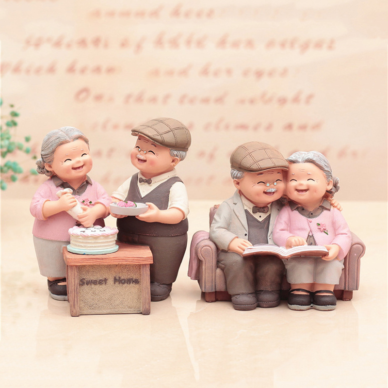 Estatuetas e miniaturas