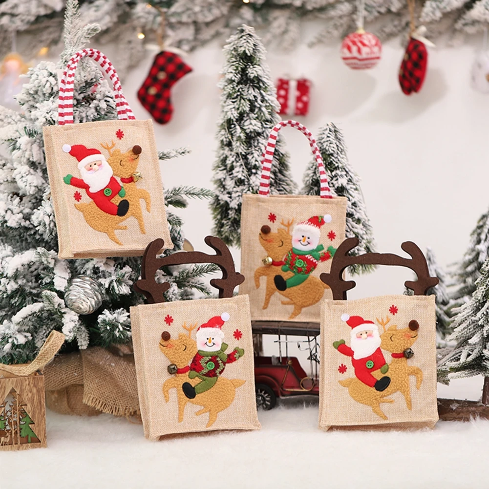 8 x Merry Christmas Gift Bag Treat Bags  Decorations Sweets Presents Xmas 
