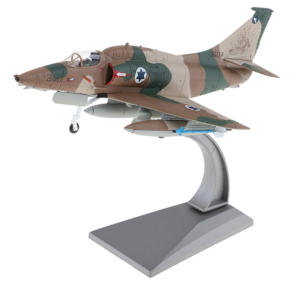 1:72 Scale Realistic American A-4 Skyhawk Fighter Plane Warcraft Model