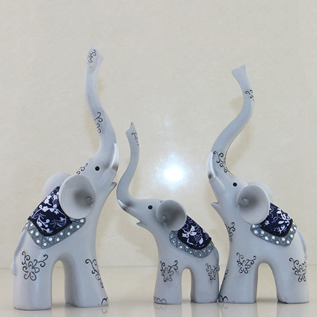 3 Pieces Cute Resin Couple Elephants Family Statue Lovely Animal Figures Handicrafts For Home Desk Shelf Decor Collectible Gift
