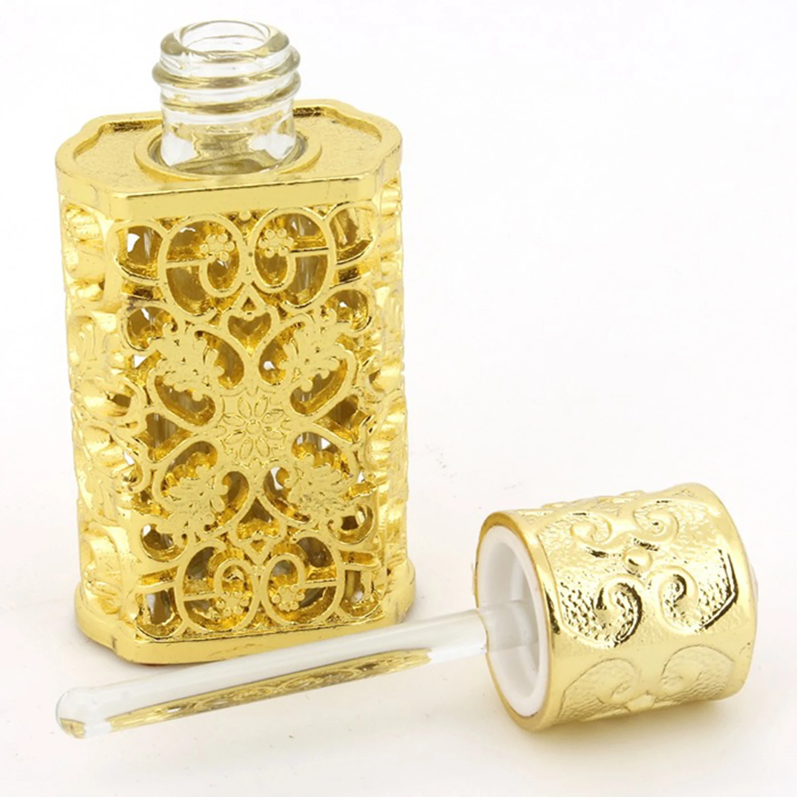 Mini Portable Refillable Perfume Atomizer Empty Bottle Container Retro Metal Perfume Bottle Arabian Style Essential Oil Bottle