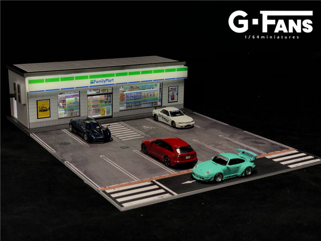 G-FANS 1:64 Diorama with LED Light 7-11 FamilyMart S Stores and parking  lots - AliExpress