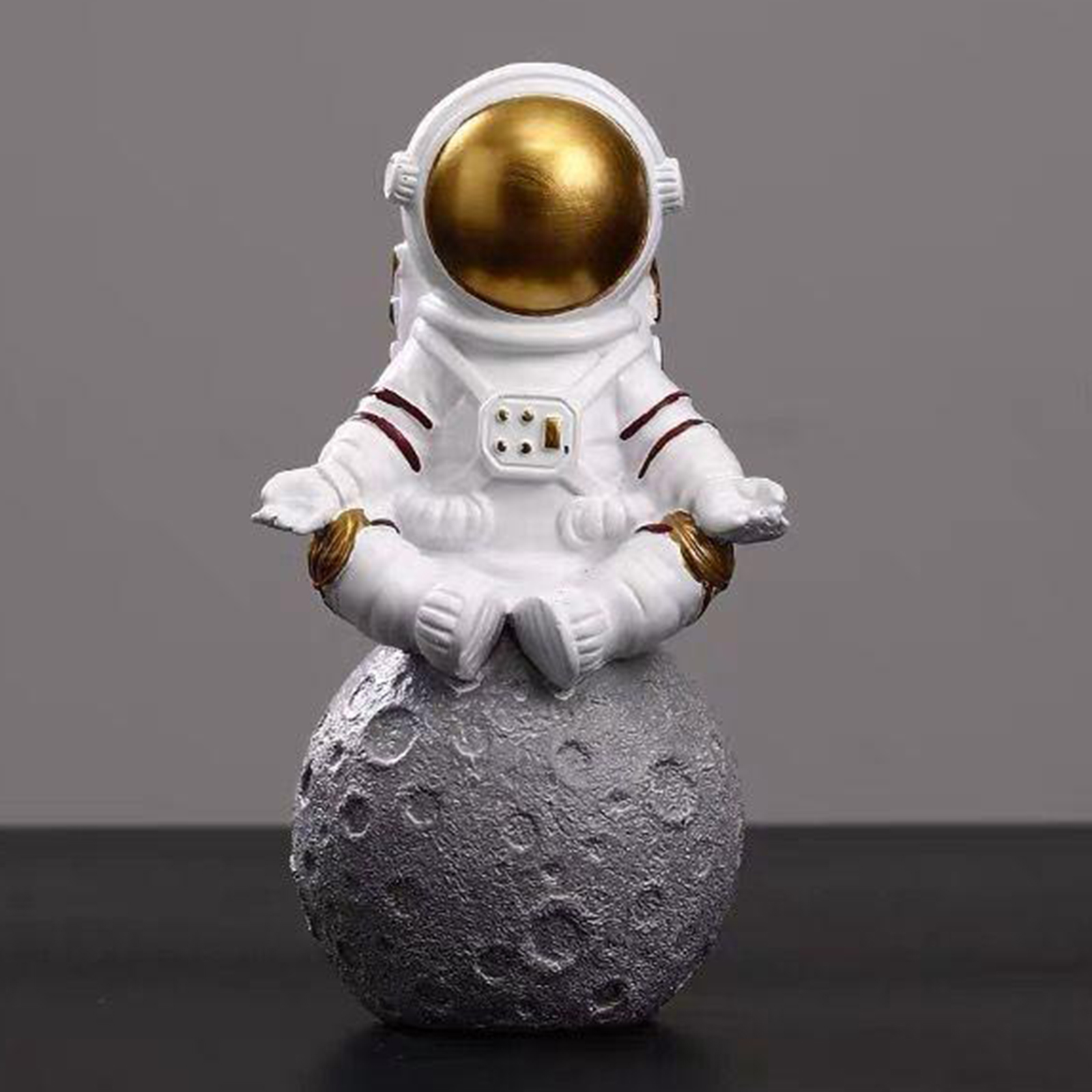 космонавт фигурка декор. астронавт статуэтка. фигурка "космонавт". фигурка "космонавт". статуэтка космонавт.