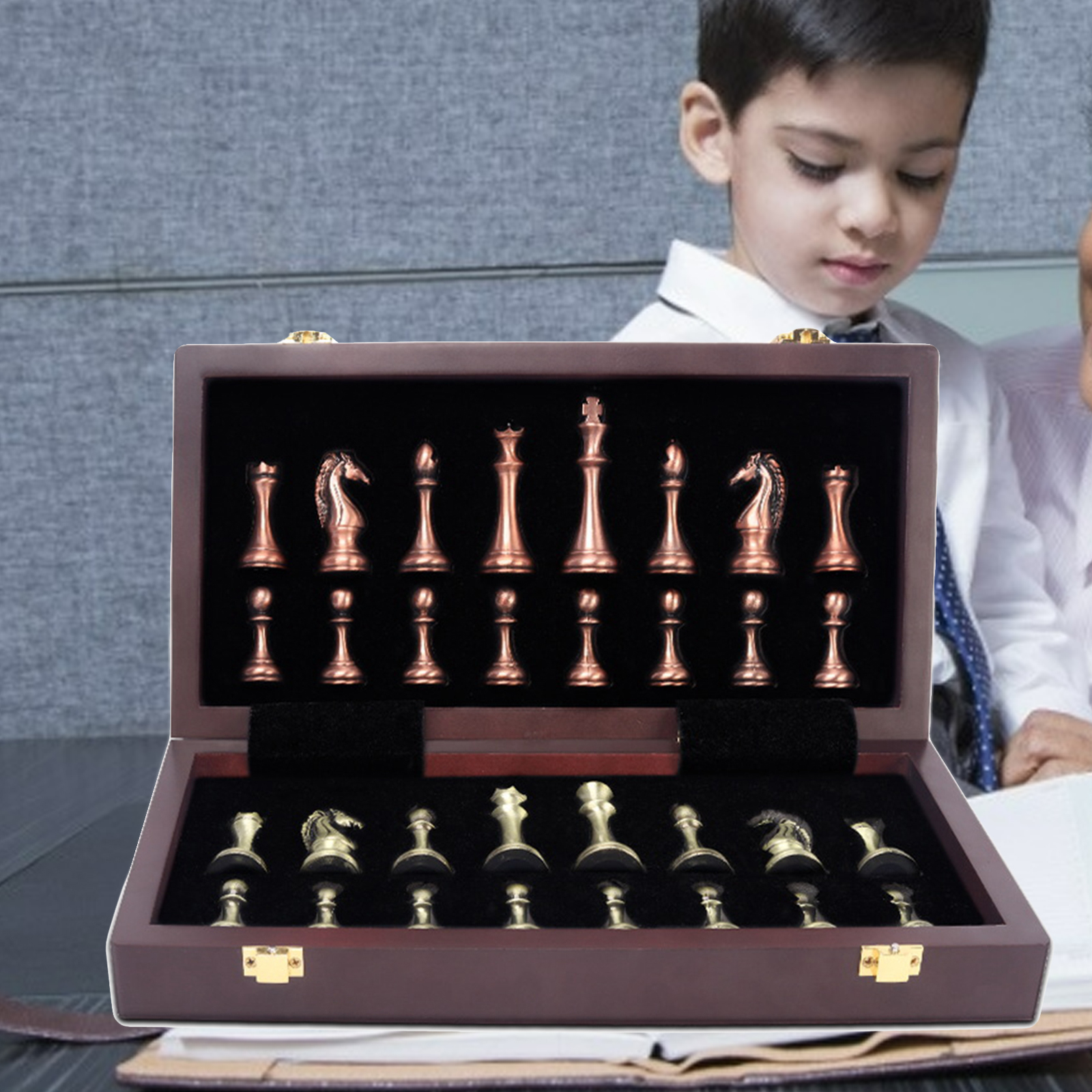 Metal Chess Set Game High-end Queens Wood Chessboard International Chess for Adult Kids Professional Players