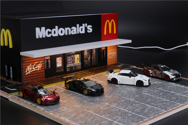 G-FANS 1:64ジオラマ、ledライト付きkfc/マクドナルド、駐車場付き