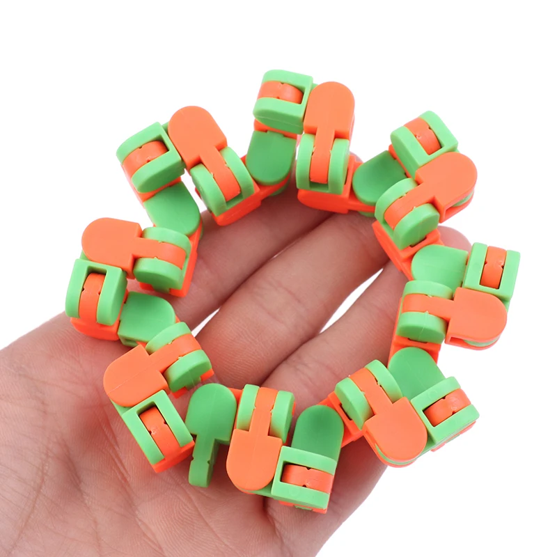 1Pcs Chain Wacky Tracks Snap Click Fidget Toys Anti Stress Kids Autism Snake Puzzles Classic Sensory Antistress Toy snapper fidget toy