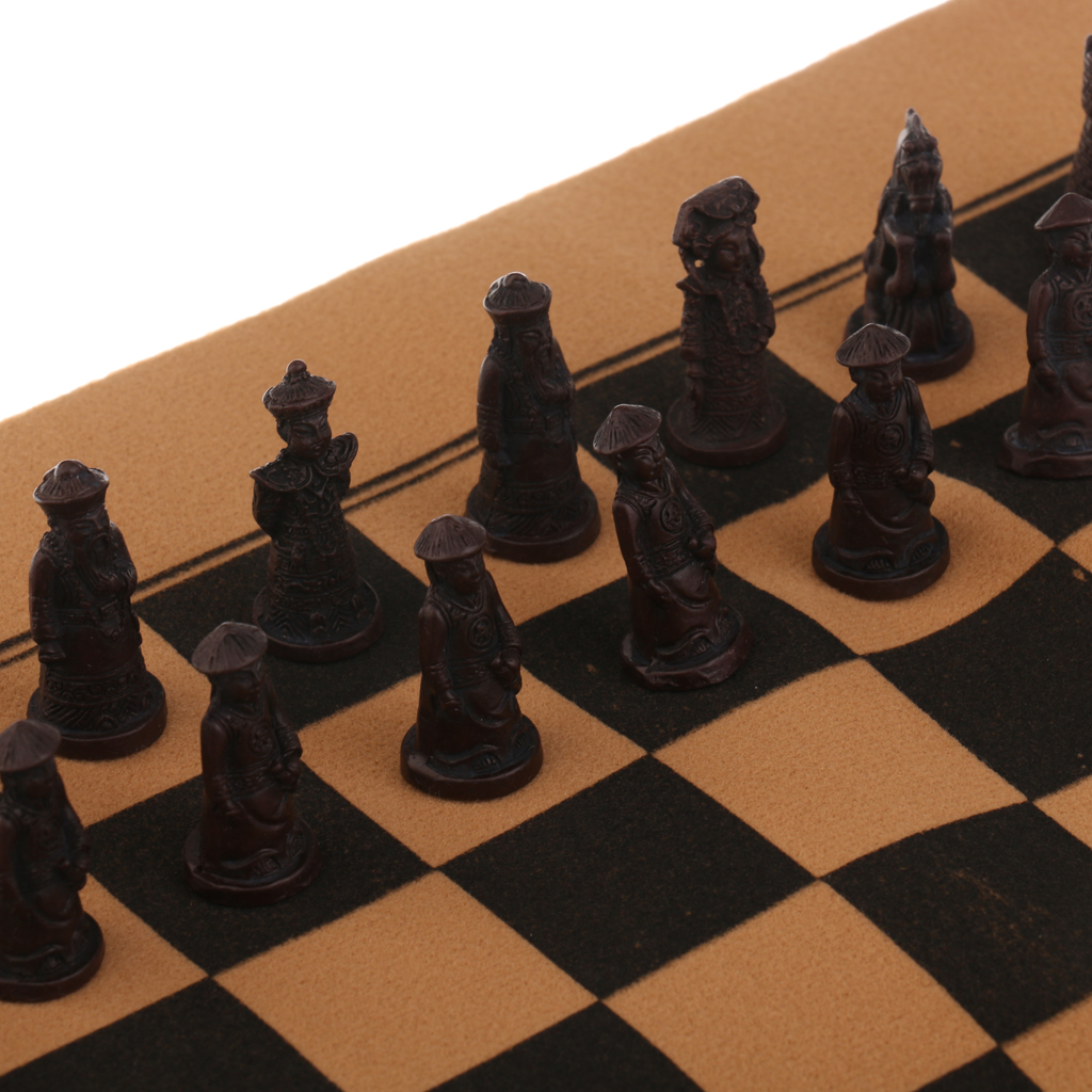 Chinese Antique Soldier Figures Chess Set Board With Chess Pieces for Traveling Board Game