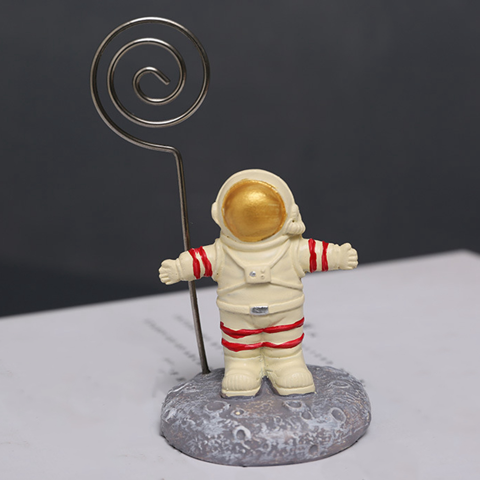 Memo Folder Desktop Decoration Creative Astronaut Shape Number Holder Card Holders for Office Branch