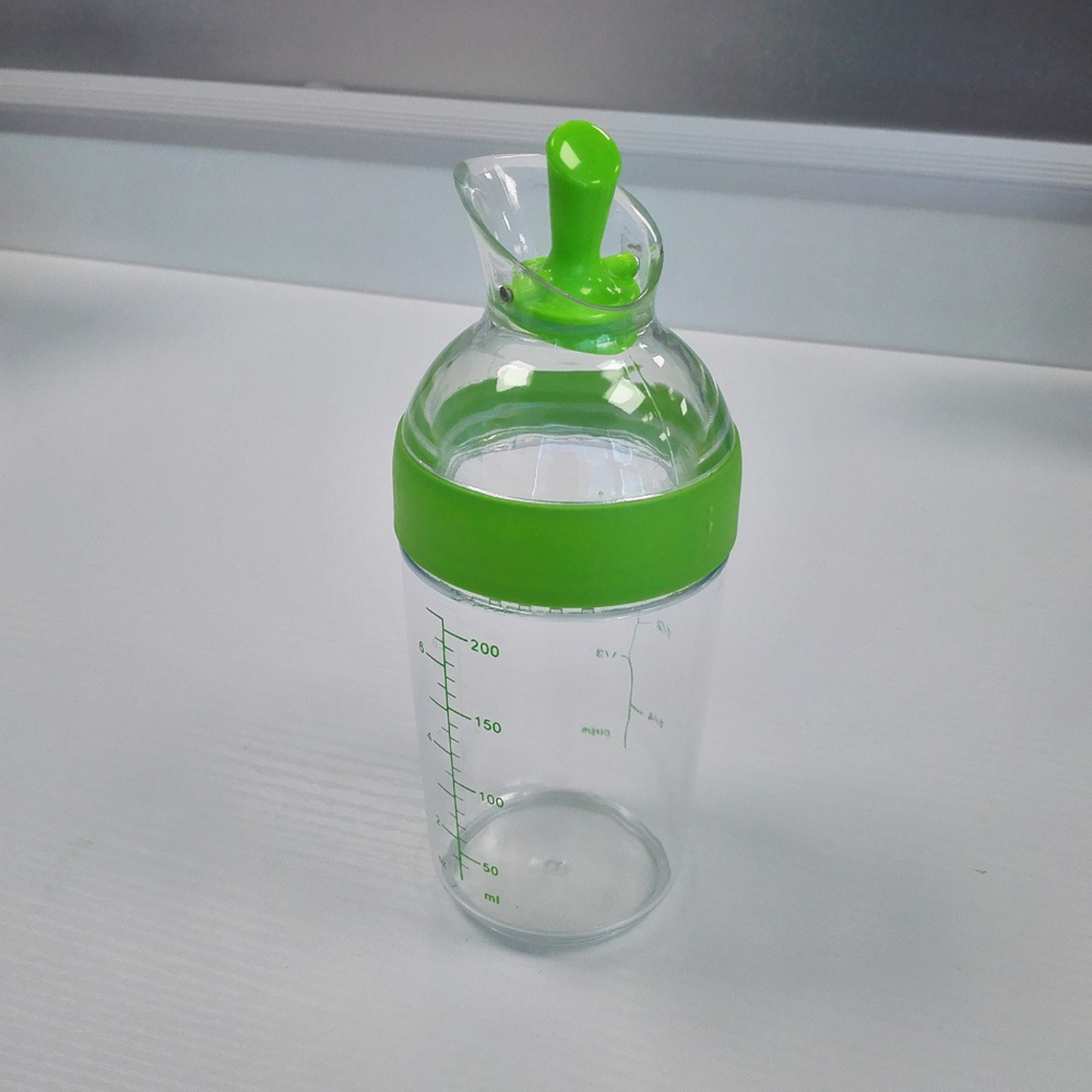 Salad Dressing Shaker Container Sauces Mixer Easy Pour with Measurement