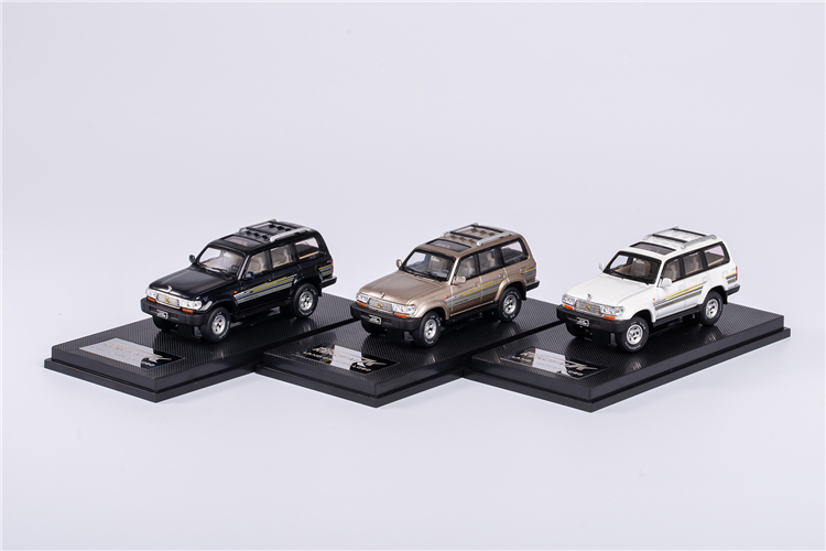 Suporte de Teto para Veículos Modelo de Carro Kengfaça Toyota Land Cruiser Lc80 4500 Tamanhos - Suv Fundido 1:64 3 Kengfaça 1:64 toyota land cruiser lc80 4500