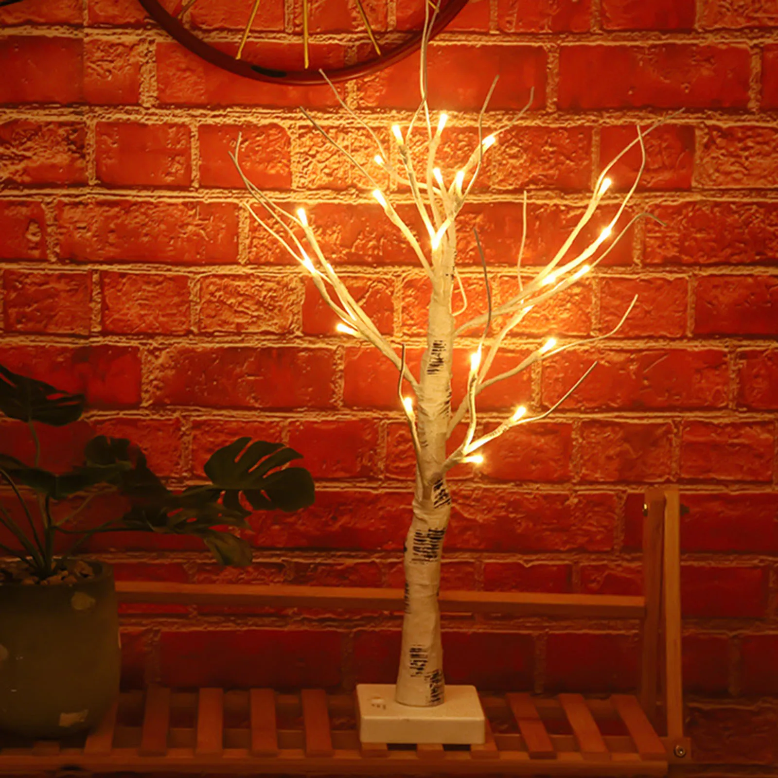 24 LED Birch Tree Light Artificial Branches Tree Lamp for Home Holiday Festival Party Tabletop Indoor Centerpiece Decoration