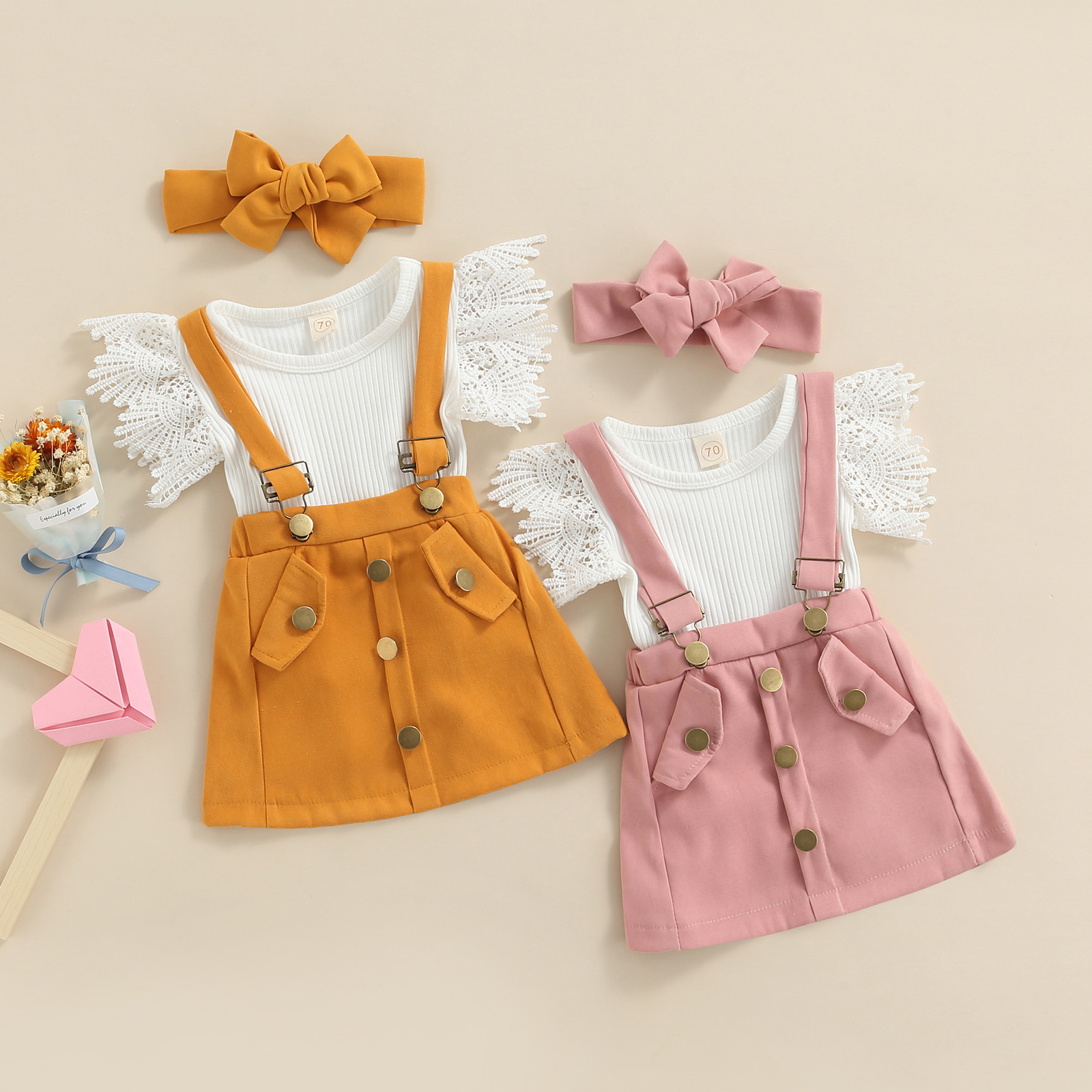 Infant Baby Mädchen Sommer Outfit Sets Weiß Fliegen Sleeve Rippen Romper + Einfarbig Hosenträger Rock + Stirnband – Detail 1