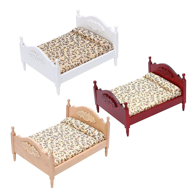 Dollhouse Furniture Queen Bed Set, Mini Bedroom Accessories for 12