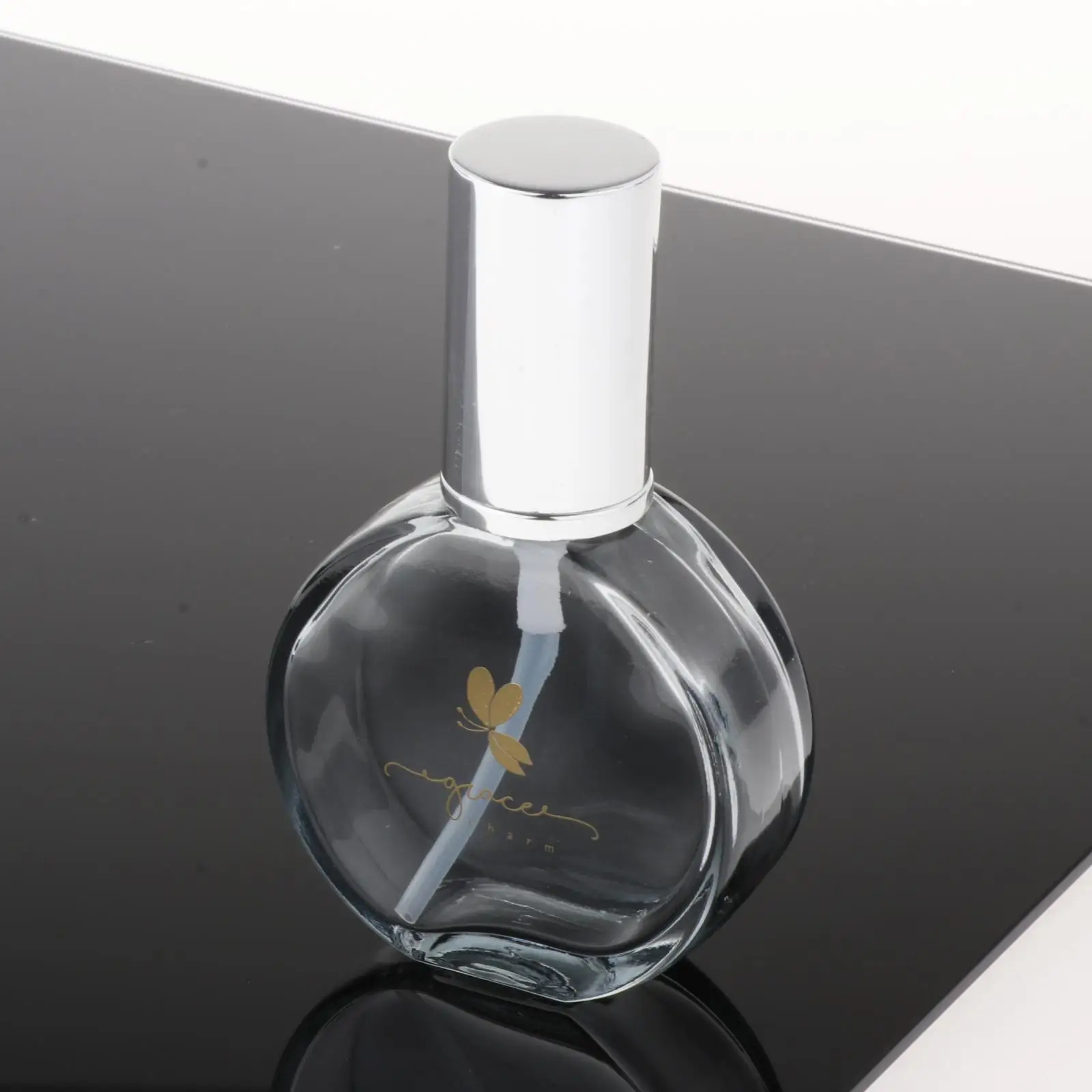 Portable 75ml 2.5OZ Empty Clear Glass Fine Mist Cosmetics Perfume Bottle Container Atomizer with Spray Applicator Car Decor