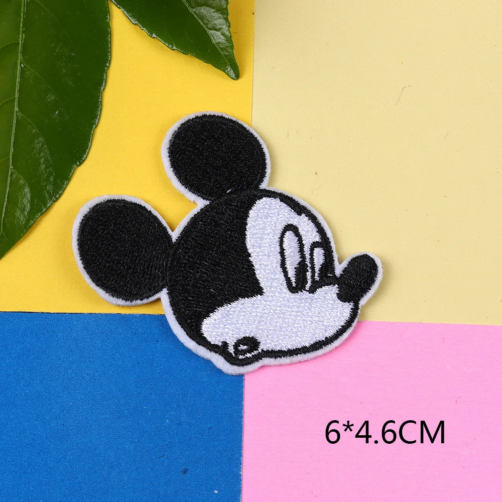 Mickey Minnie Mouse Patches Sew on Embroidered Patches Disney Fabric Appliques Clothes Shirt Pants Bag Shirt DIY Decoration Gift Trimming
